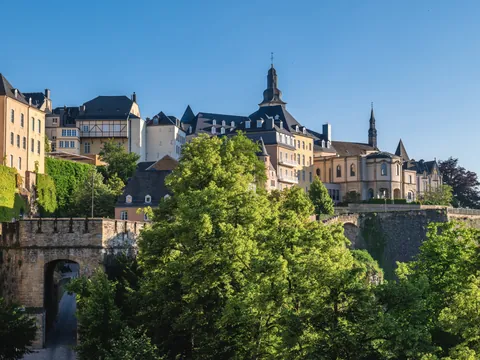 Luxemburgo alberga un centro histórico de ensueño que podrás recorrer en este tour privado.