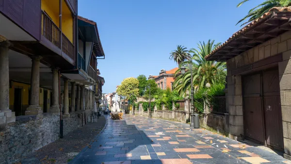 calle-galiana-aviles.jpg