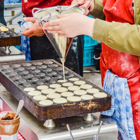 Dulces en el Mercado Albert Cuyp-Ámsterdam que ver-Guía de viaje - Buendía Tours
