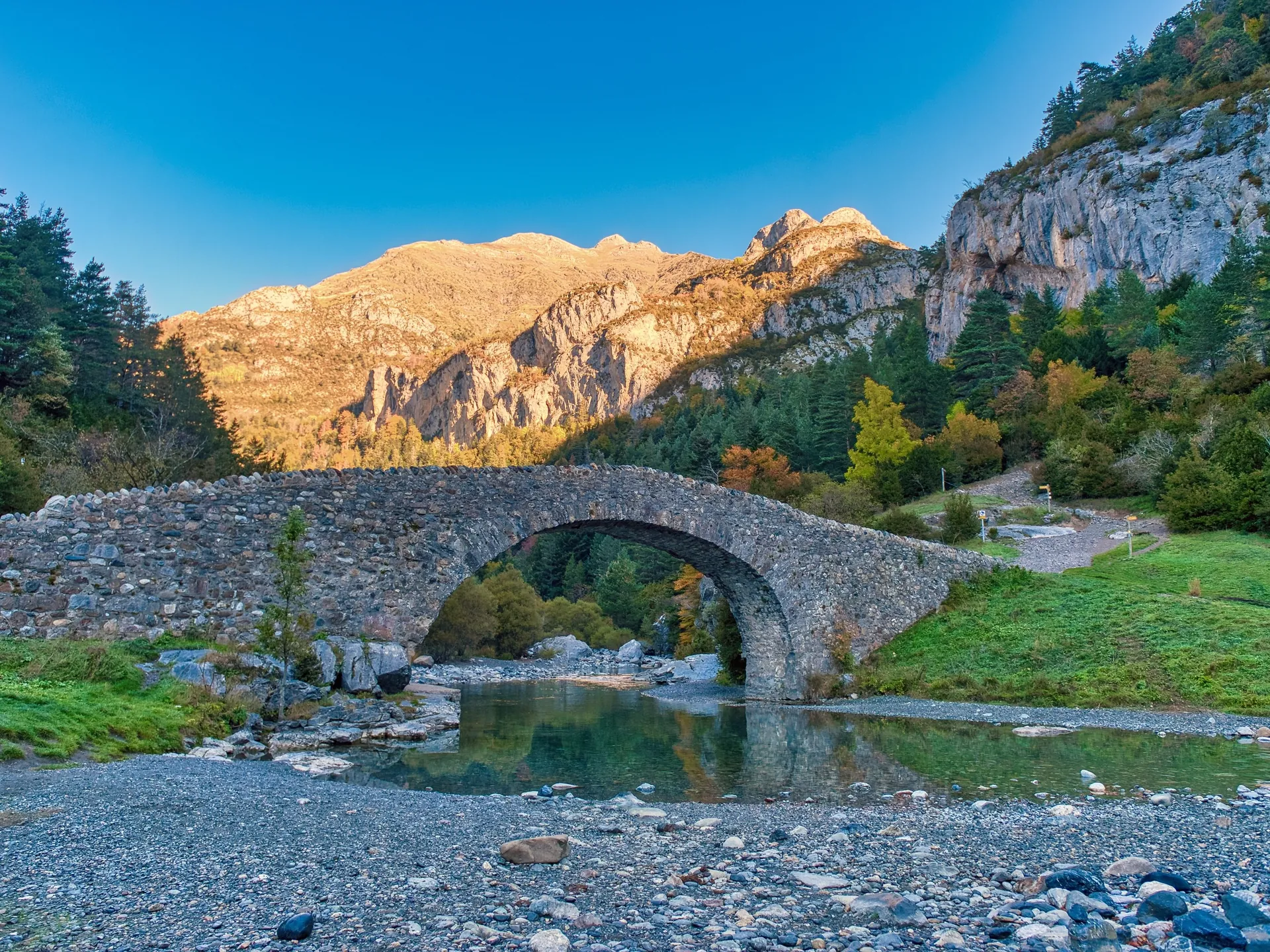 puente en Bujaruelo