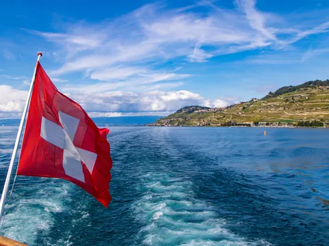 visita-guiada-ginebra_en-español_paseo-barco-lago-leman_suiza_buendia (1).jpg