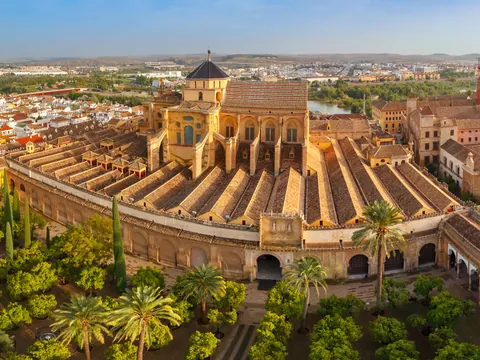 excursión Córdoba Carmona desde Sevilla entradas Mezquita visita guiada