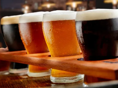 Degustación de cervezas artesanales en Praga