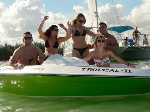 Speed Boat Punta Cana alquiler barco República Dominica
