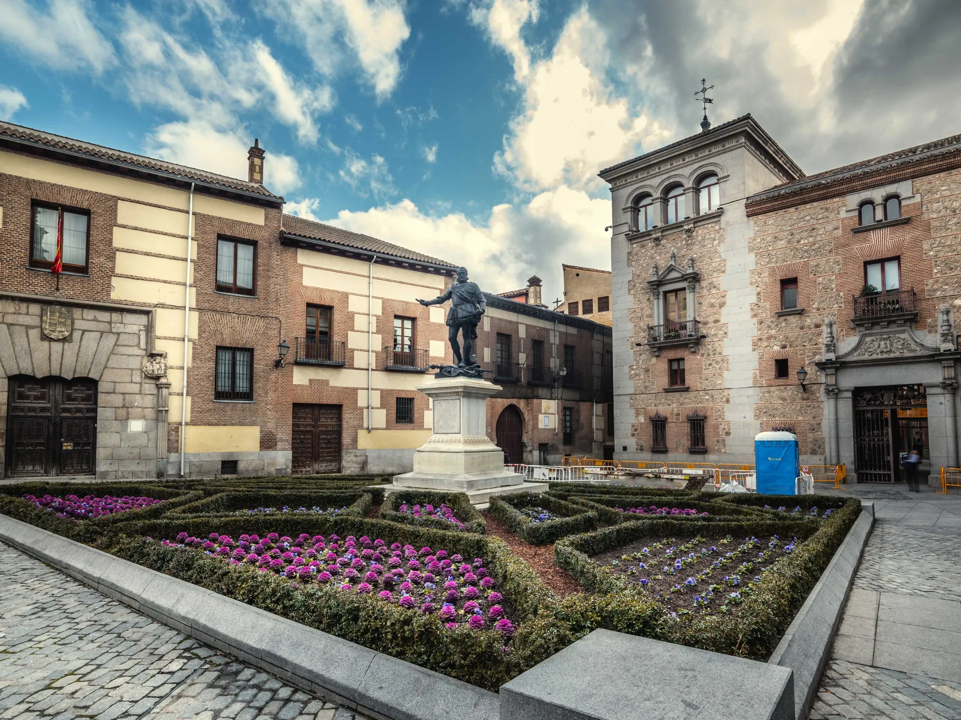 Plaza de la Villa - Qué ver en Madrid - Guía de viaje Madrid - Buendía Tours