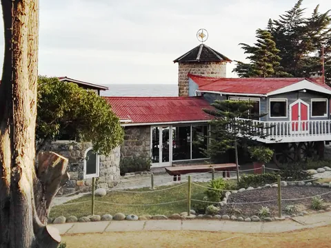 Desde Santiago de Chile: Excursión a Isla Negra y San Alfonso del Mar