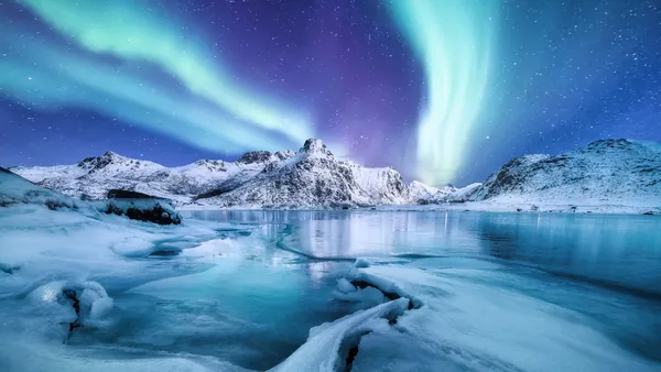 Qué hacer en Laponia entre auroras boreales, nieve y experiencias únicas en el Ártico
