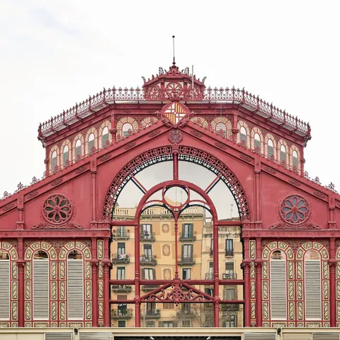 Fachada del Mercat de Sant Antoni - Mercat de Sant Antoni de Barcelona - Qué ver en Barcelona - Guía de Viajes Barcelona - Buendía Tours