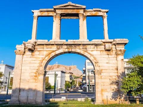Arco Adriano Atenas visita guiada por Atenas y la Acropolis excursiones y Actividades en Atenas