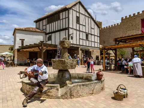 Excursión a Puy du Fou y el Sueño de Toledo