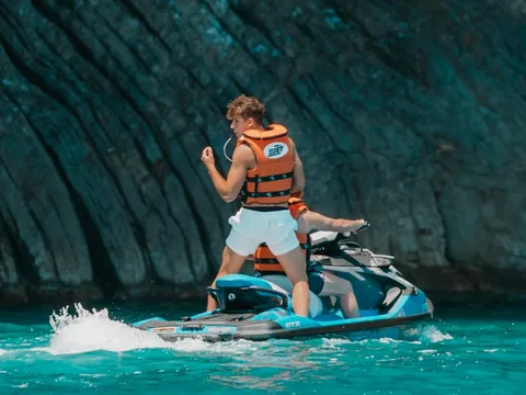 Safari Moto Agua Cala Andratx Cala Basset Cuevas Argilau alquiler Jetski excursión Moto Agua Mallorca Baleares