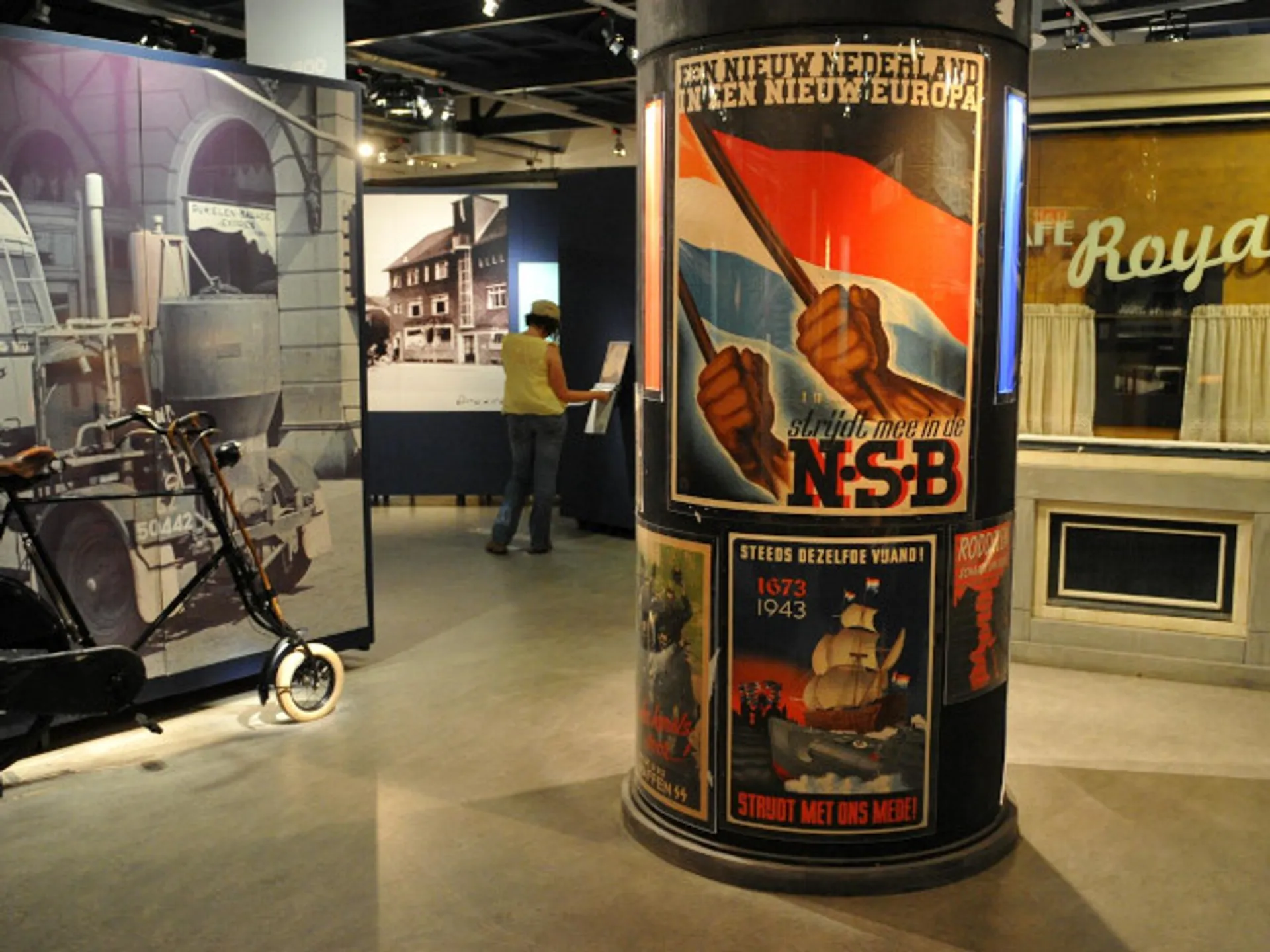 Interior del Museo de la Resistencia--Ámsterdam que ver-Guía de viaje 