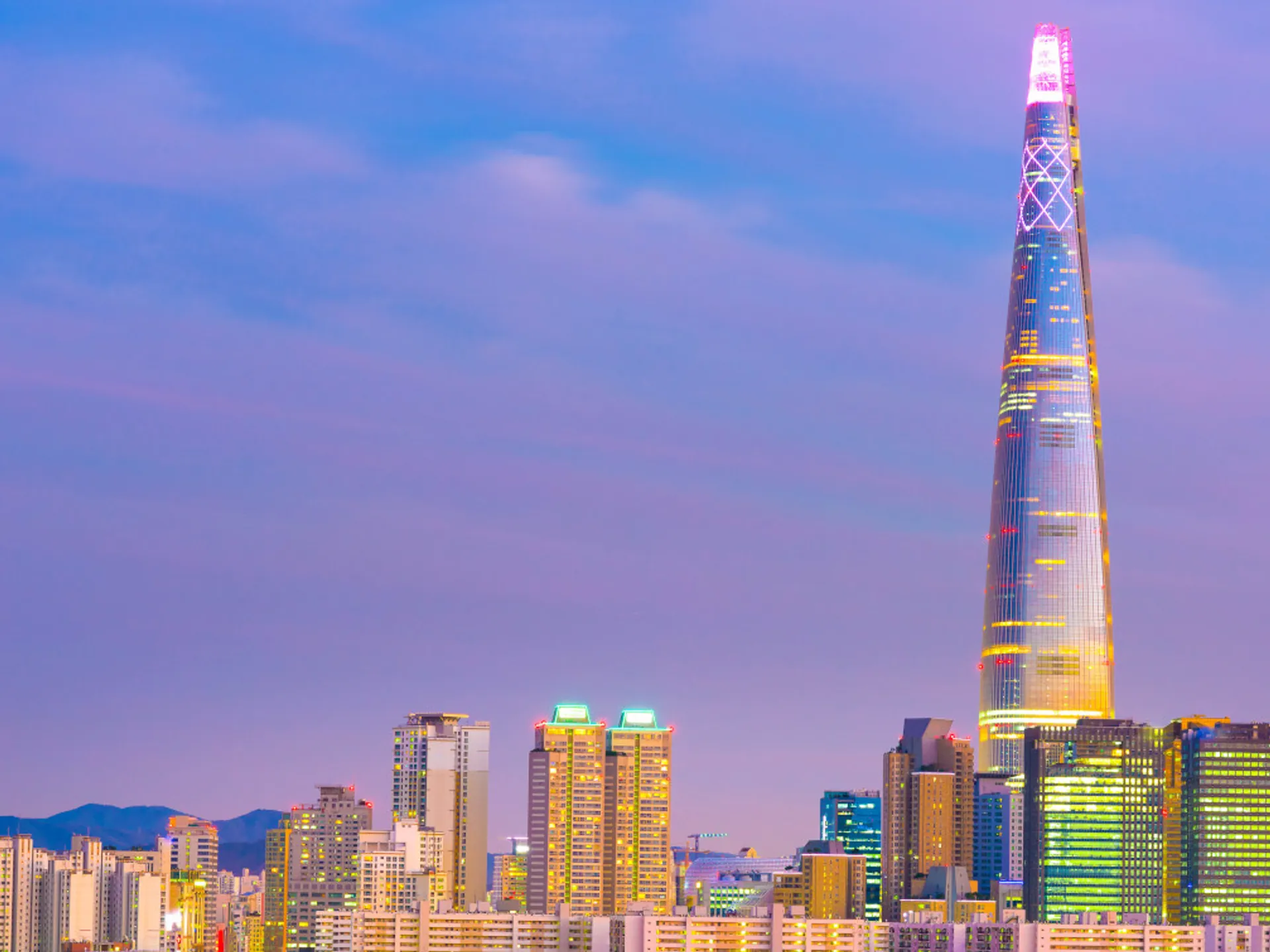 Lotte World - Los 10 rascacielos más importantes del mundo - Blog - Buendia Tours