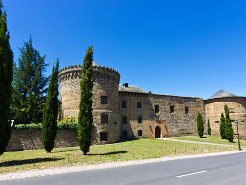 visita-guiada-villafranca-bierzo_castillo-casco-historico_castilla-leon_buendia (5).jpg