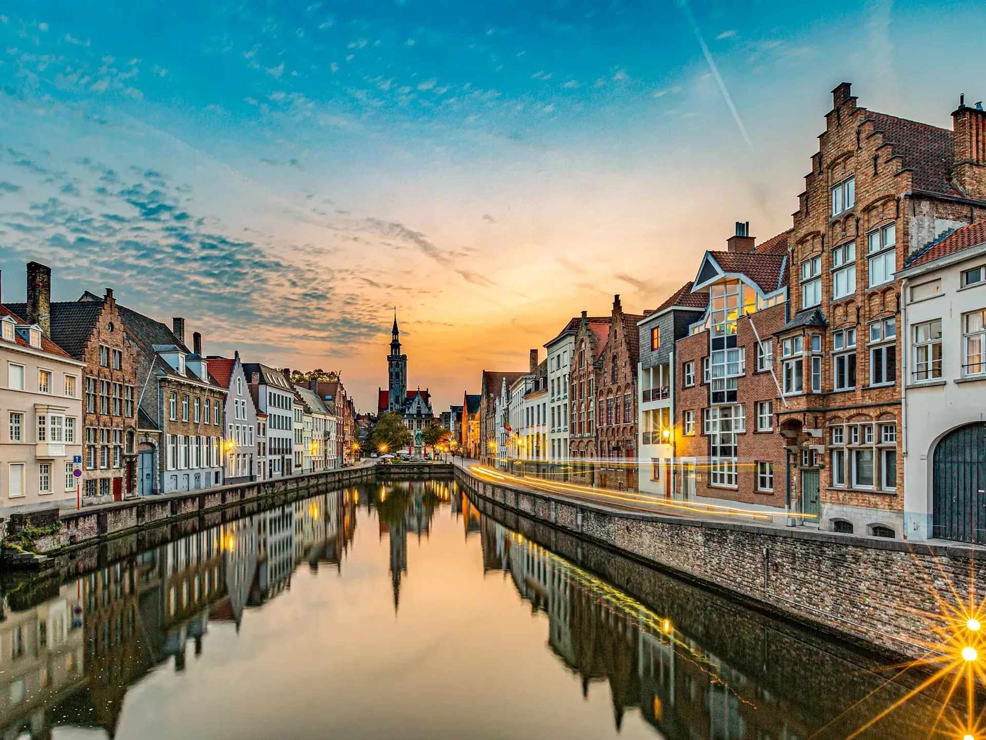 Canal de Brujas al atardecer - HOME Brujas - Guía de Viajes Brujas - Buendía