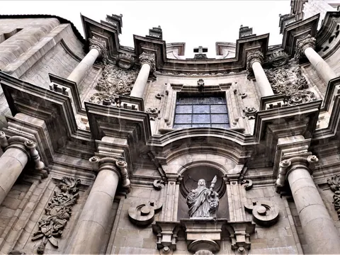free tour Ourense visita guiada Iglesia Santa Eufemia Galicia