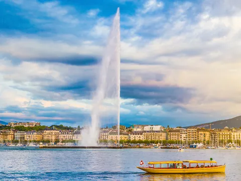 visita-guiada-ginebra_en-español_fuente-lago-leman_suiza_buendia.jpg