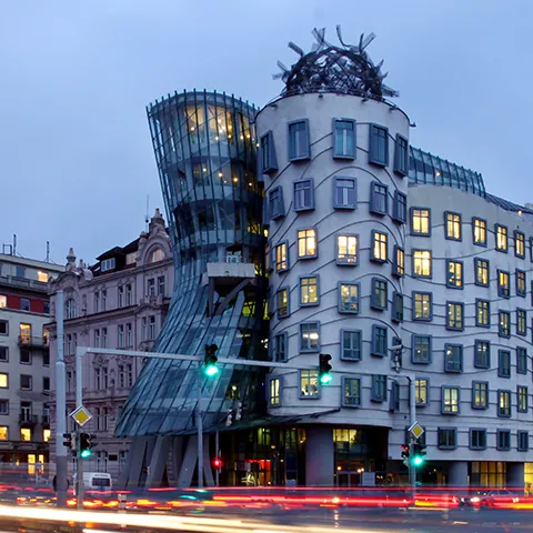 Casa Danzante - Qué ver en Praga - Guía de viaje Praga - Buendía Tours