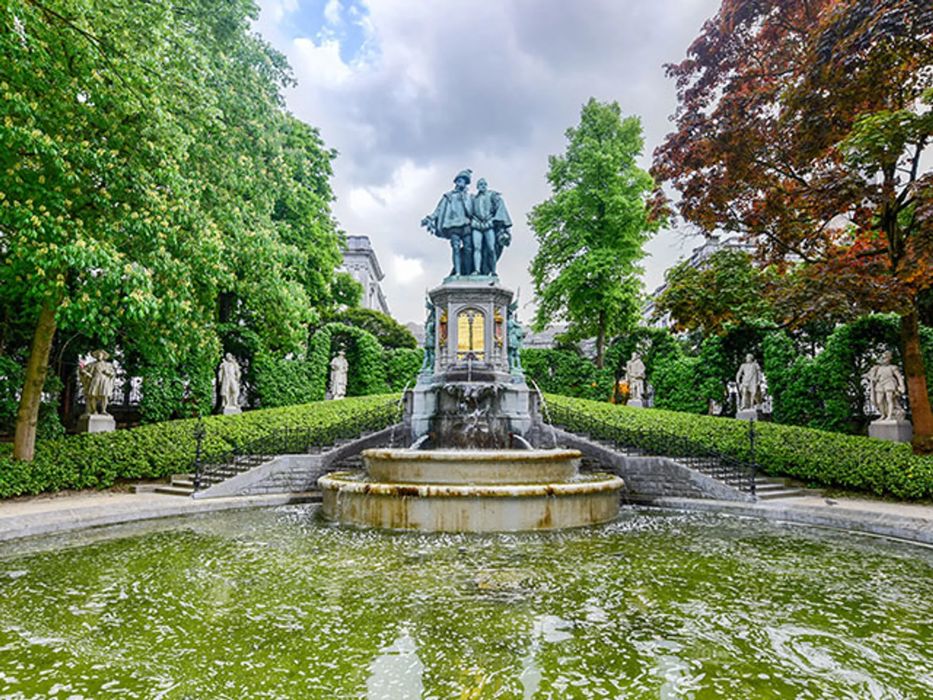 bruselas-guia-puntos-interes-barios-barrio-sablon-petit-sablon_0.jpg