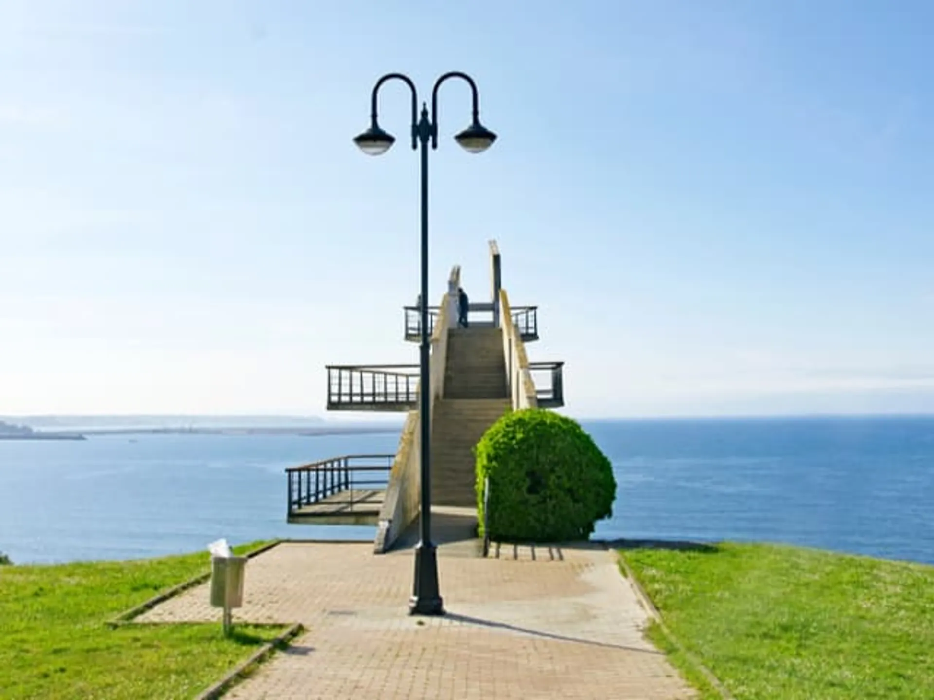 Mirador de la Providencia en Gijón-qué hacer en Gijón-De ruta por Gijón-Gijón-Guía de Viajes Buendía Tours