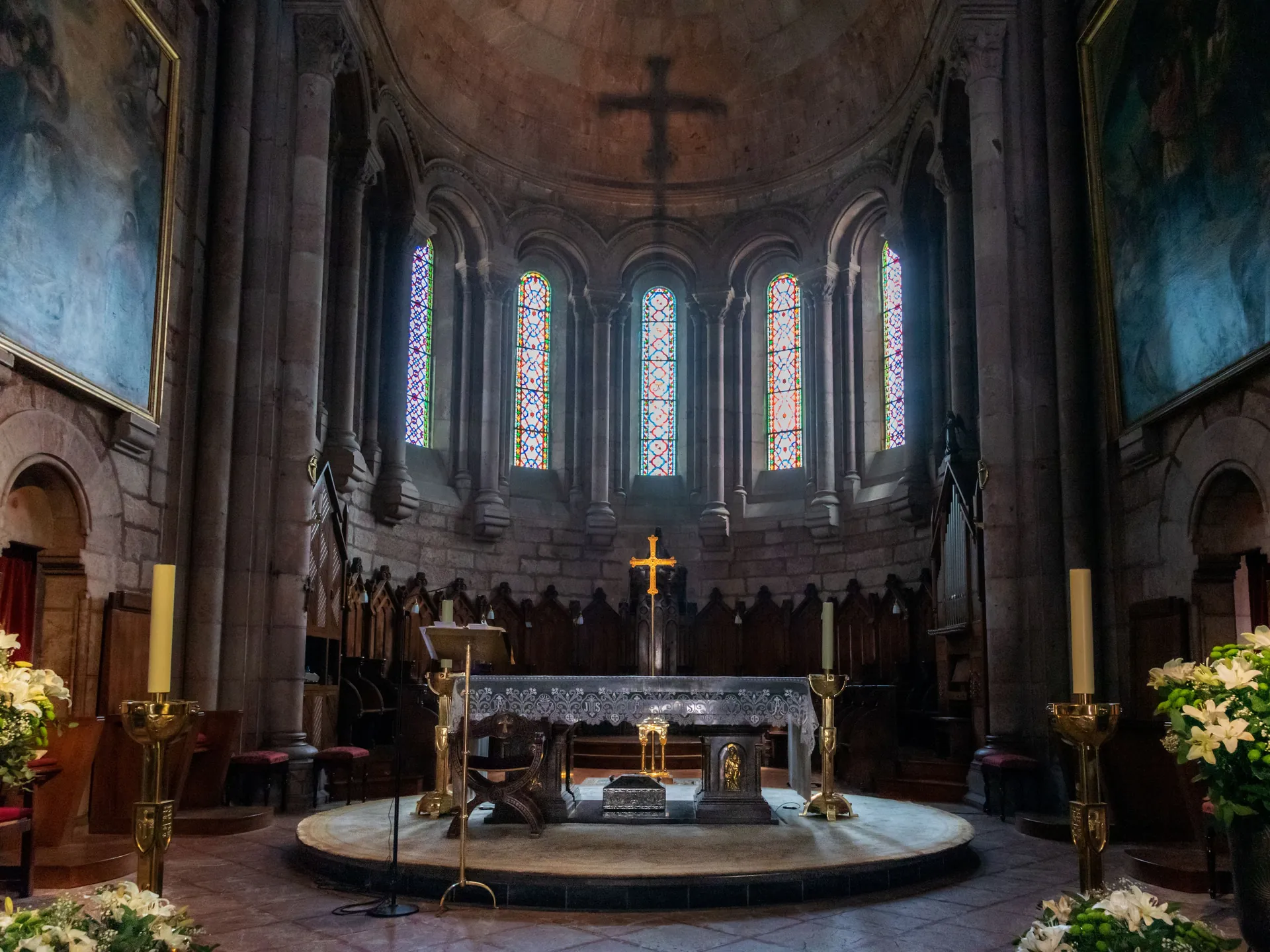 Interior basílica