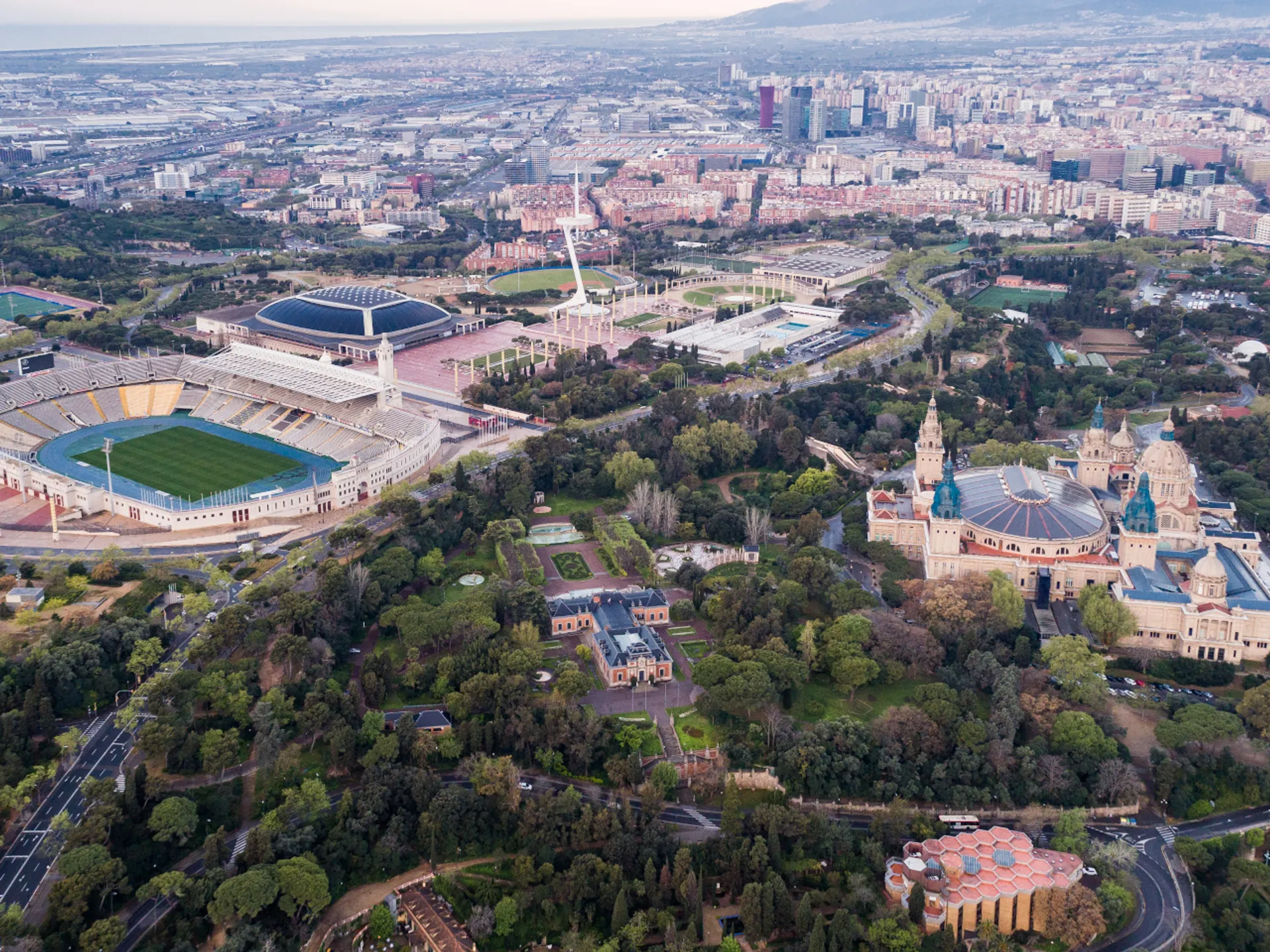 Vista del Anillo Olímpico de Montjuïc - Montjuïc de Barcelona - Qué ver en Barcelona - Guía de Viajes Barcelona - Buendía Tours
