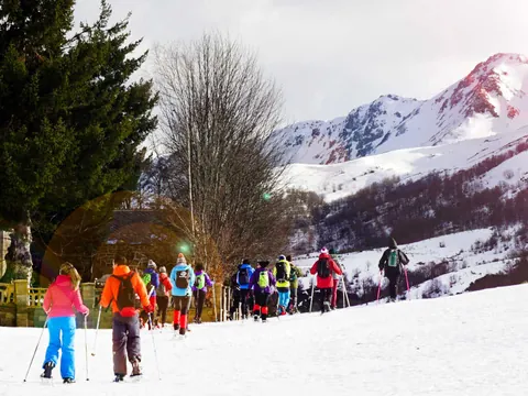 Ruta en raquetas de nieve por Fuentes de Invierno