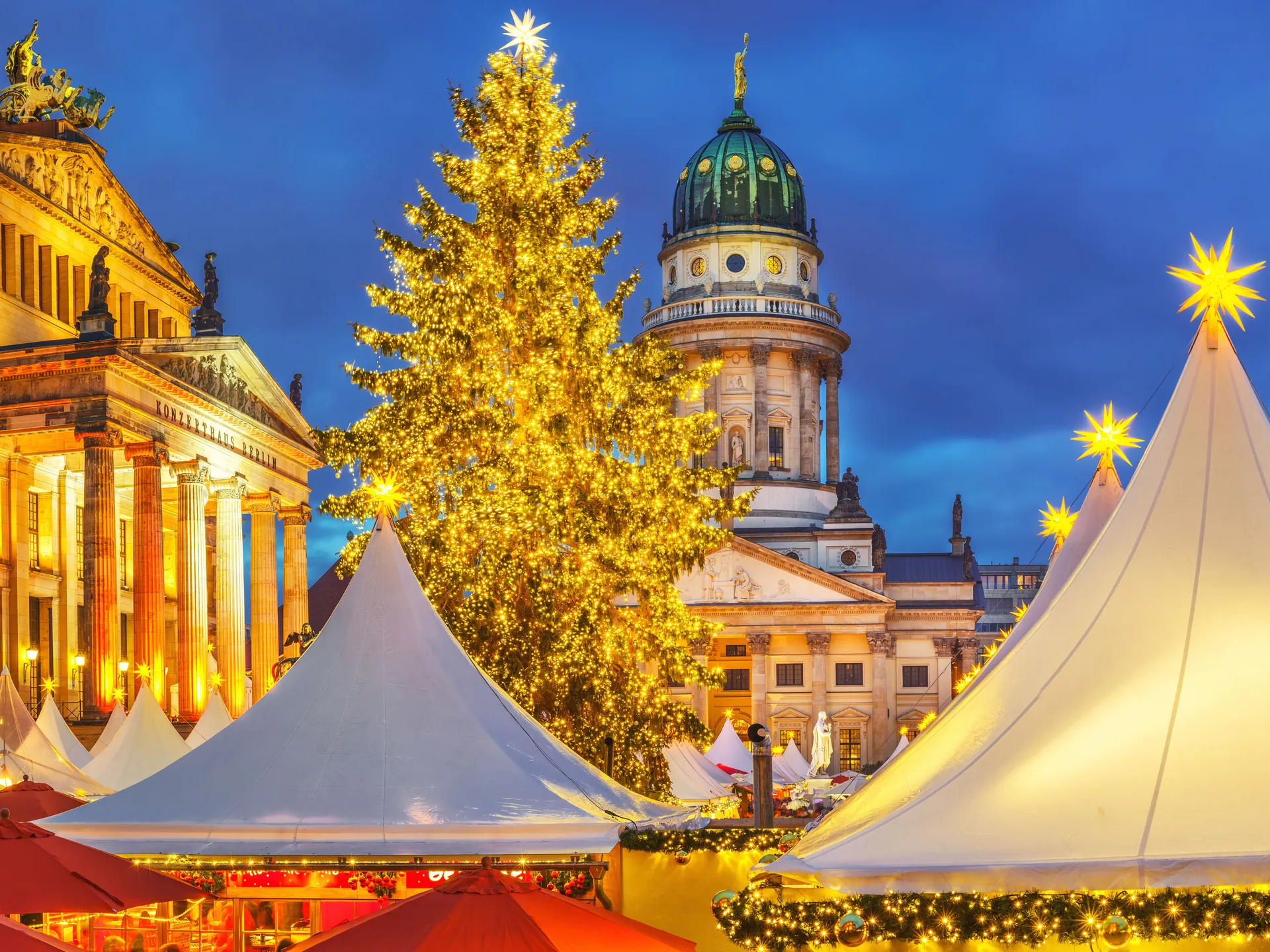 Mercadillo de Navidad Berlín - Los mejores destinos de Europa en el puente de diciembre 2022 - Blog - Buendía Tours