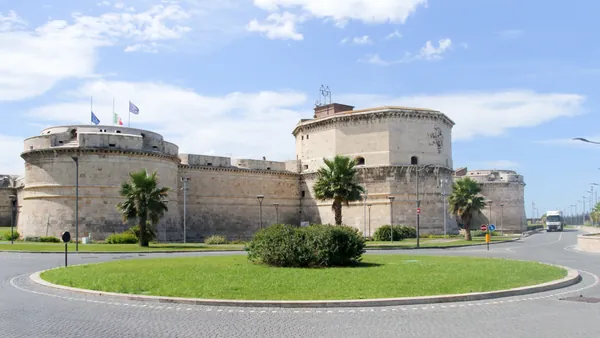Bus Turistico Civitavecchia Cruceristas Hop Onhop Off Italia