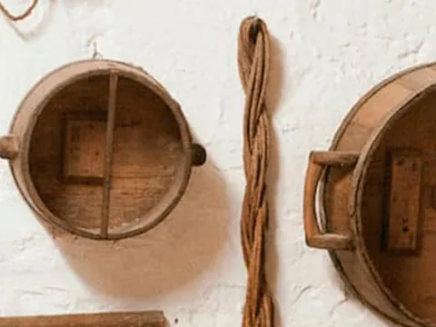 Elaboración de queso con visita a las casas y museos de Binissuès