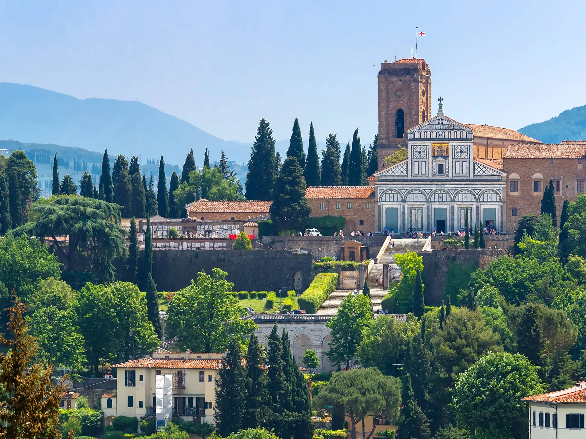 Abadía de San Miniato al Monte - Piazzale Michelangelo - Qué ver en Florencia - Guía de viaje Florencia - Buendía Tours