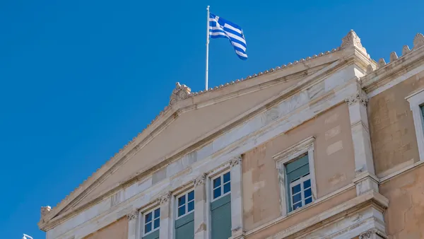 Vista del Parlamento Helénico en Atenas