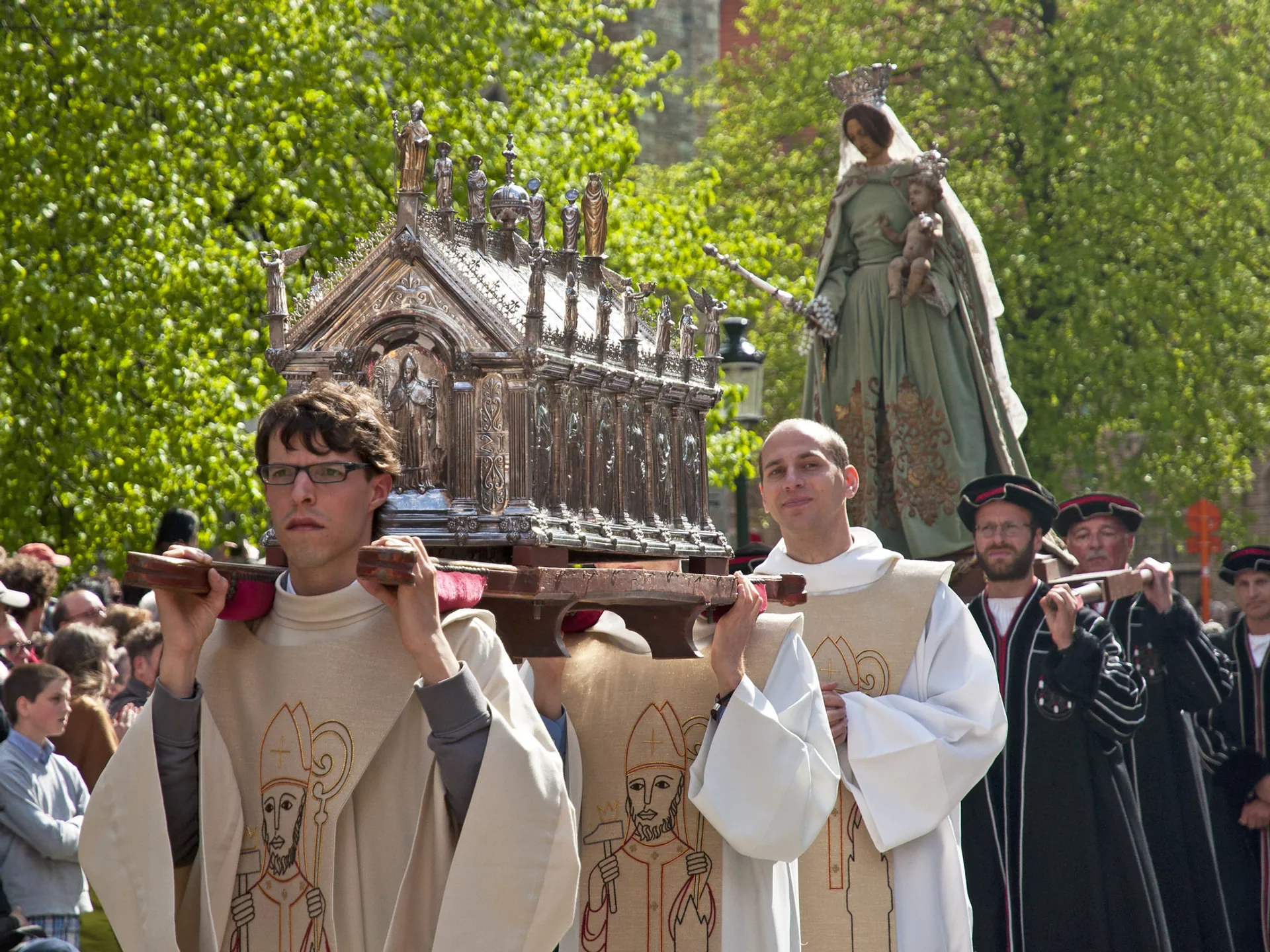 Procesión de la Santa Sangre en Brujas  - Qué ver en Brujas - Guía de viaje Brujas - Buendía Tours