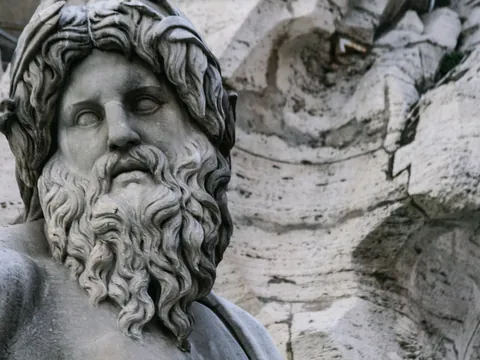 Detalle escultura Piazza Navona de Roma.