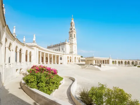 Excursión privada a Fátima, Batalha, Nazaré y Óbidos desde Lisboa