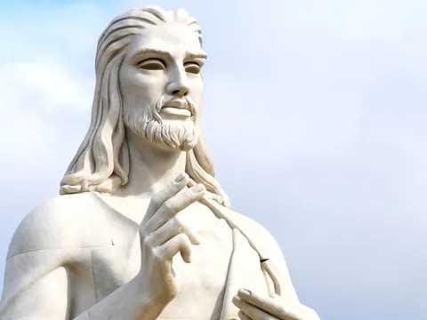 Primer plano del Cristo de La Habana, Cuba