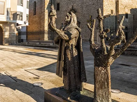 free-tour-imprescindible_visita-guiada_gratuita_gratis_castilla-leon_buendia (6).jpg