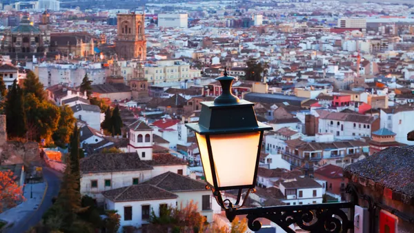 Free tours en Granada para descubrir la ciudad nazarí desde sus barrios y su historia