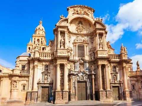 Fachada barroca e imafronte de la Catedral de Murcia