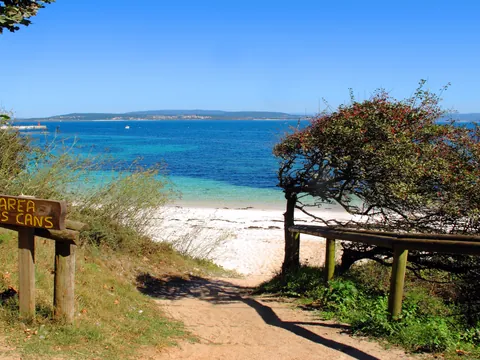 Vista de la playa de la Isla de Ons