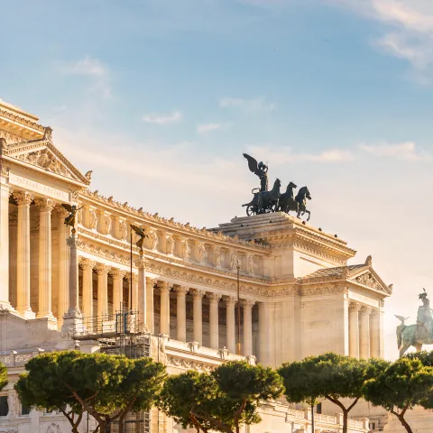 Vista del Monumento a Vittorio Emanuele - Monumento a Vittorio Emanuele - Qué ver en Roma - Guía de Viajes Roma - Buendía Tours