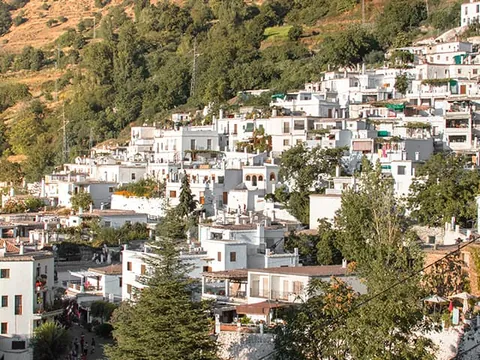 alpujarra-excursionalpujarra-pueblopampaneira-buendiatours.jpg