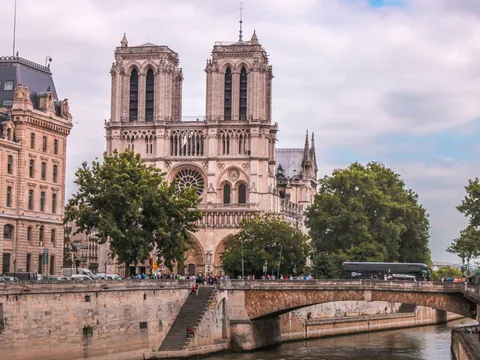 Catedral de Notre Dame en París, Francia