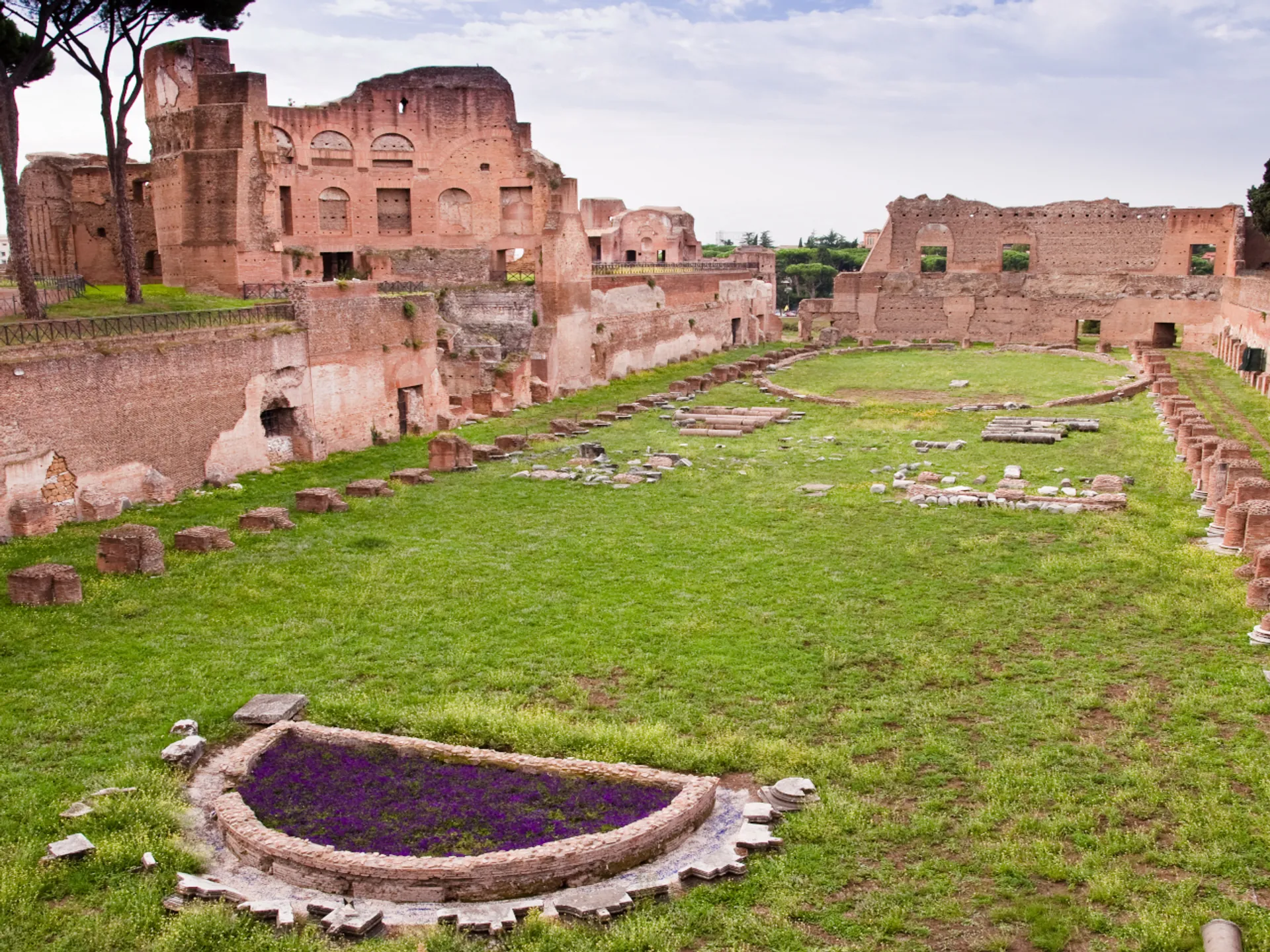 Restos en el Monte Palatino - Monte Palatino - Qué ver en Roma - Guía de Viajes Roma - Buendía Tours