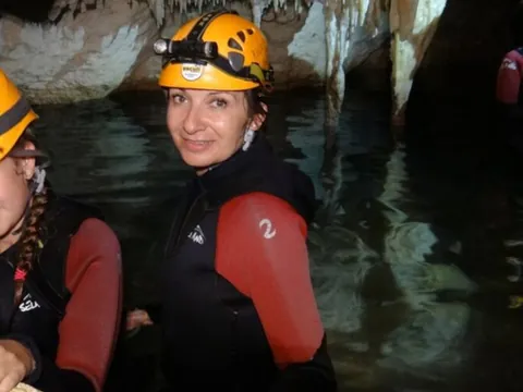 Espeleología marina en la Cova des Coloms