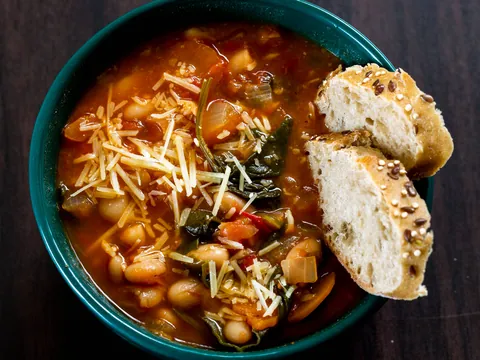 Ribollita e pappa al pomodoro - Comida típica de Florencia - Comer en Florencia - Guía de viaje Florencia - Buendía Tours