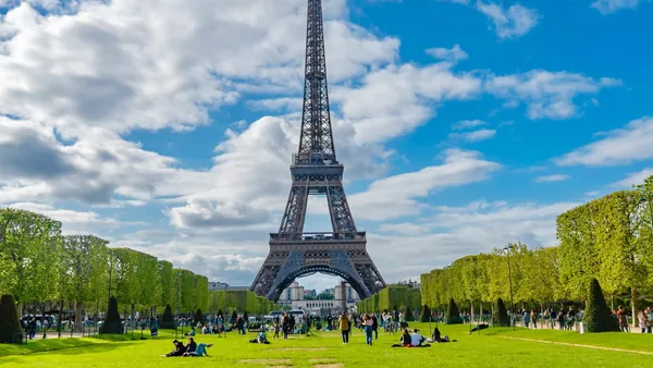 free tour Torre Eiffel de buendía