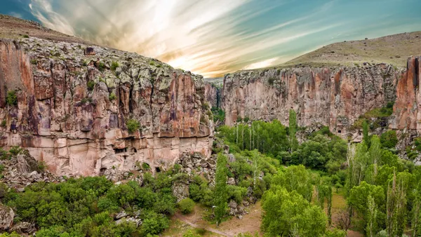 tour Capadocia Sur visita guiada Valle Ihlara Ciudad Subterranea Kaymakki Cañon Caravasar Sarihan Turquia