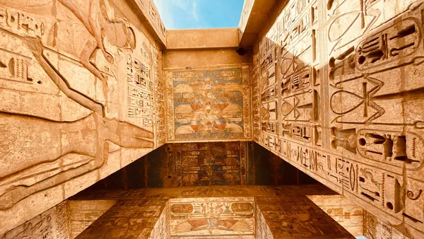 Qué hacer en Egipto entre pirámides, templos y uno de los viajes históricos más impactantes del mundo