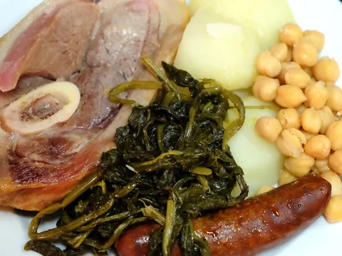 Lacón con grelos de Santiago de Compostela-santiago de compostela donde comer